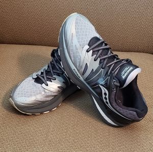Saucony Hurricane Running shoes